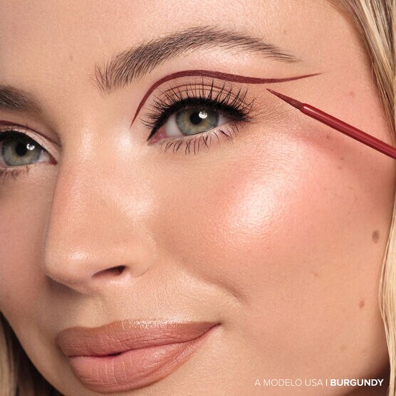 BURGUNDY LIQUID EYELINER - BURGUNDY